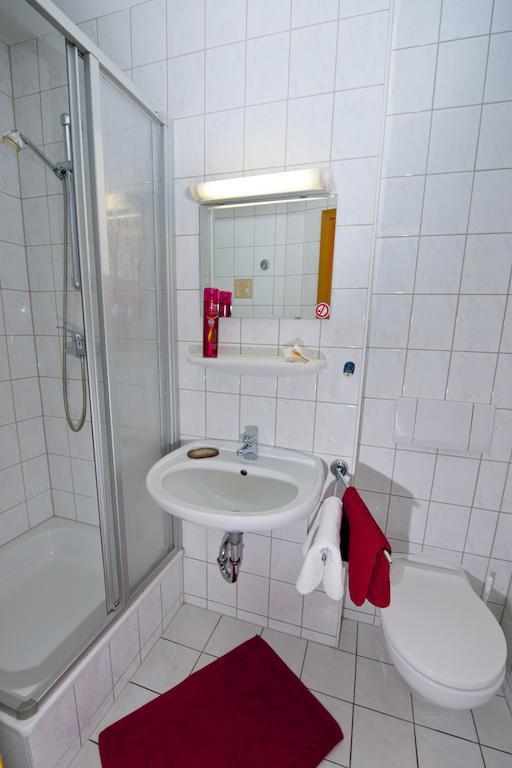 Pension Cafe Suzette Gotha Esterno foto